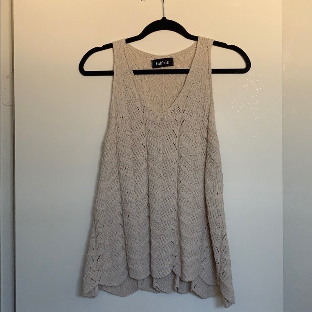 💥3 for $10💥 Fab’rik sleeveless sweater